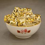 گز پسته زعفرانی