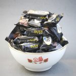 ویفر کرمدار شکلاتی ( تلخ )