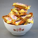 ویفر کرمدار شکلاتی (بادوم زمینی )